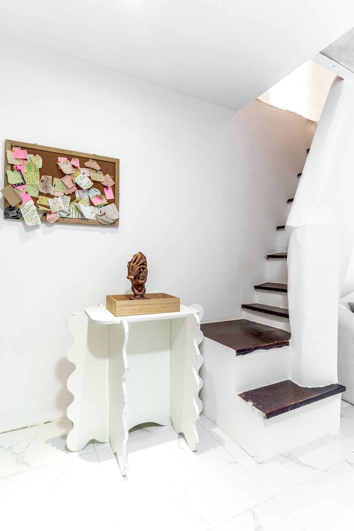 listing_images/3d6ce5e4-88d6-f54c-73d3-5315ef368a97.png