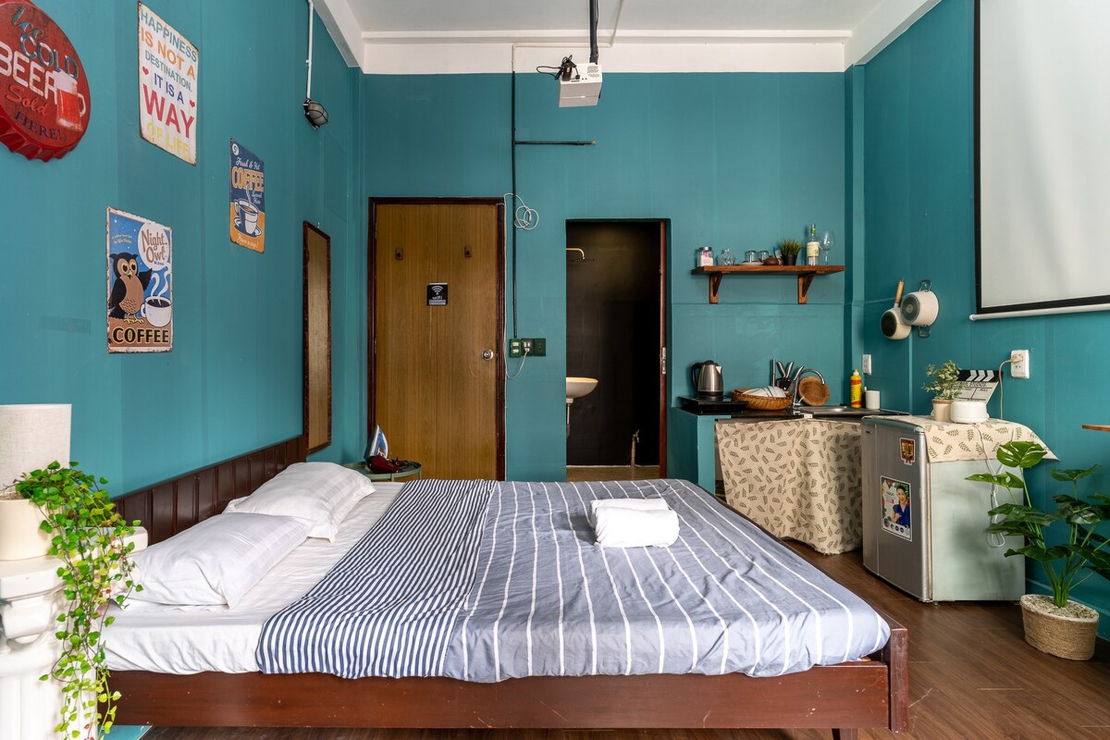 listing_images/37cf4718-0d45-0443-33b9-8f94cc79bb9c.jpeg