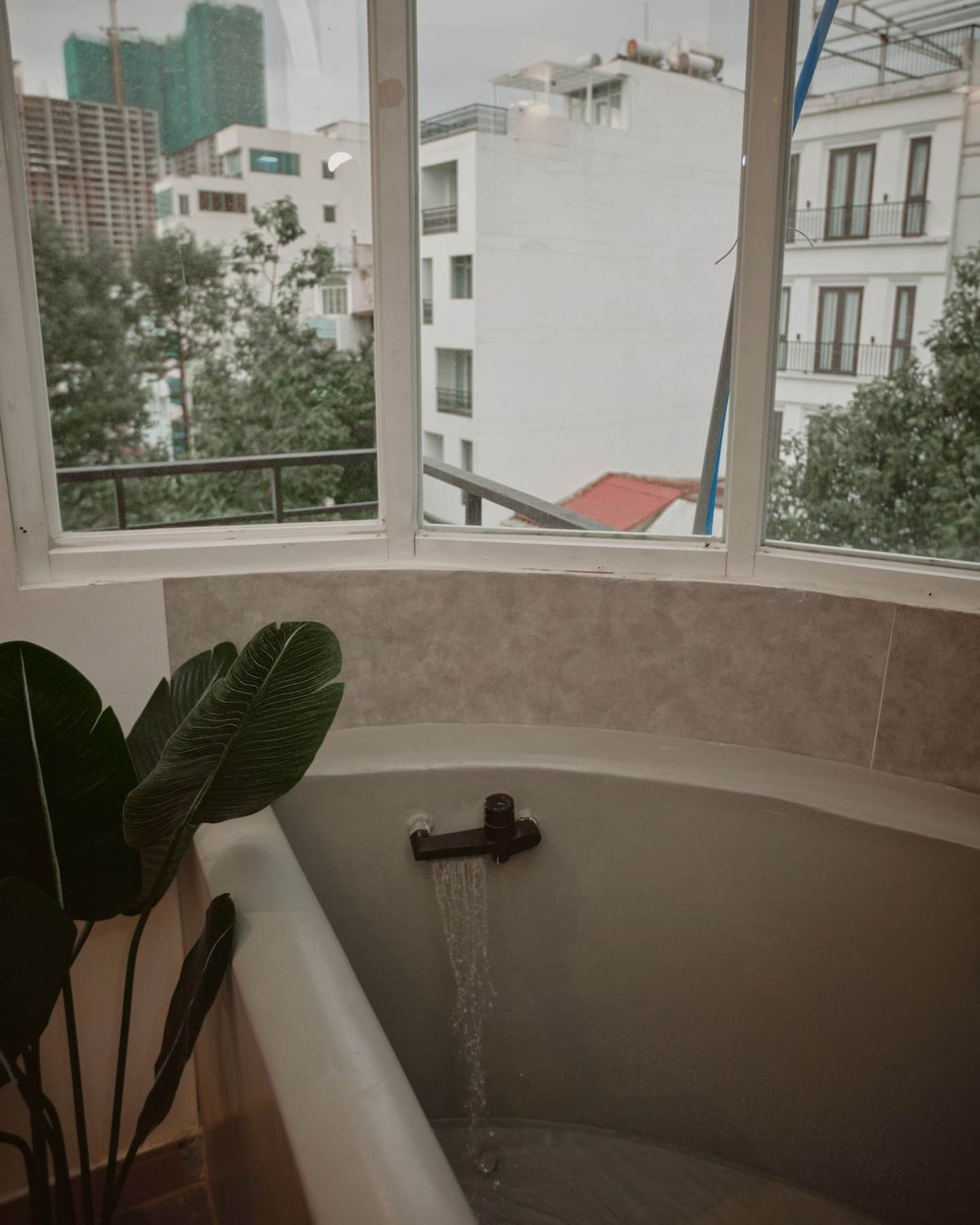 listing_images/5585f18f-f053-5a61-e63b-f4850e0d1b57.jpeg