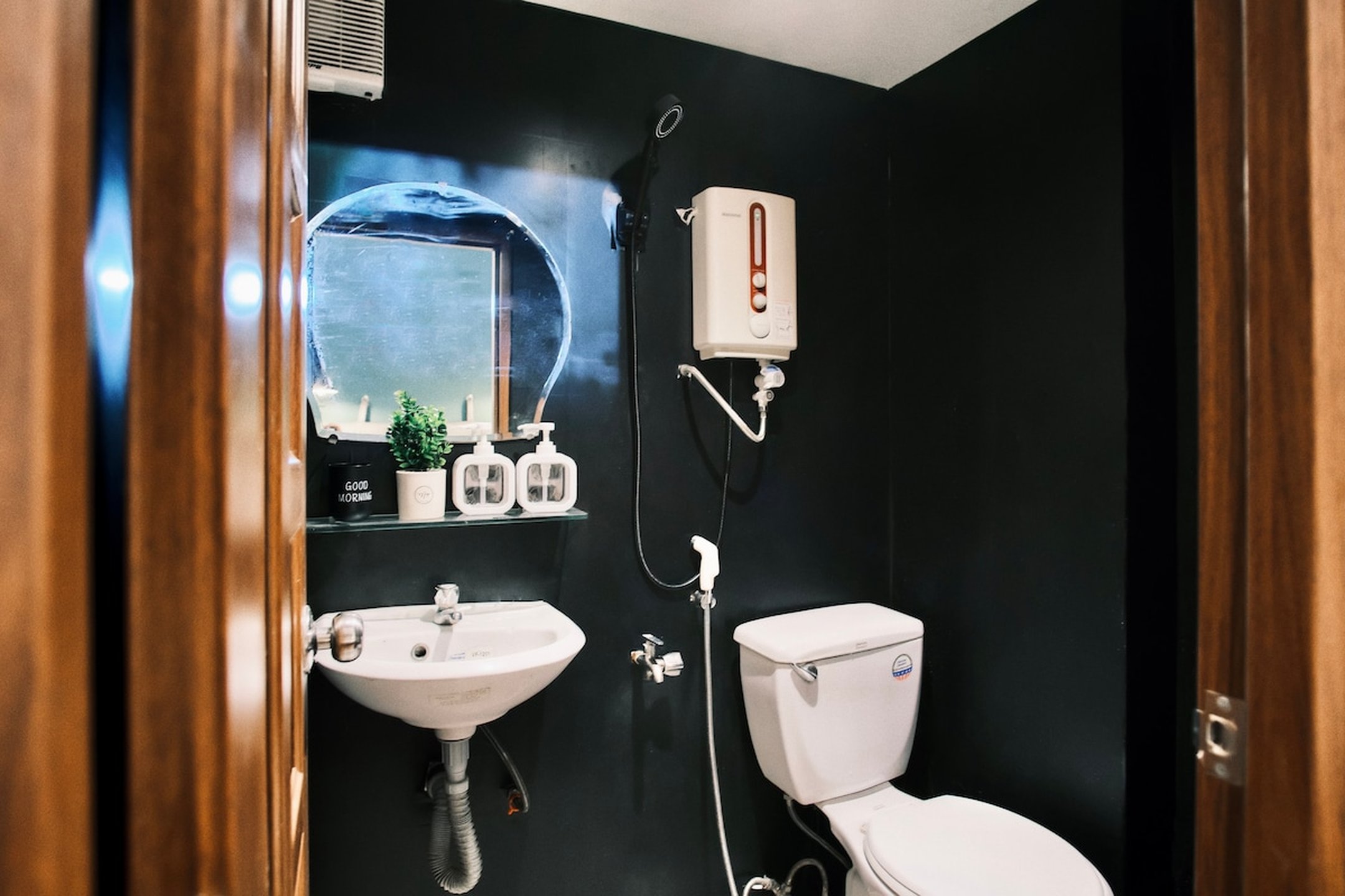 listing_images/74c1674d-d697-c029-afde-842ff2f8e234.jpeg