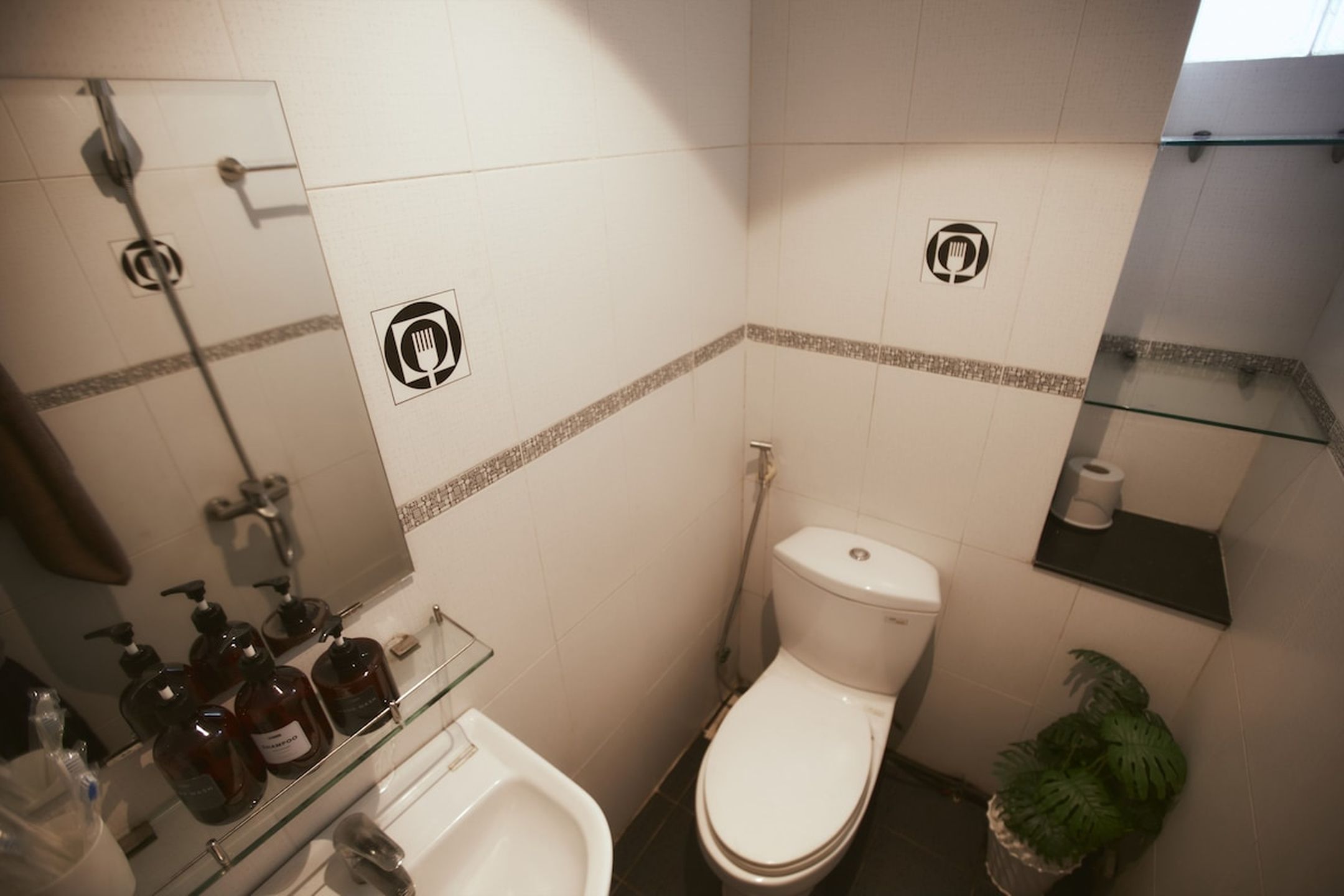 listing_images/a385efa2-447d-0029-4d3d-92ca2656fc6a.jpeg