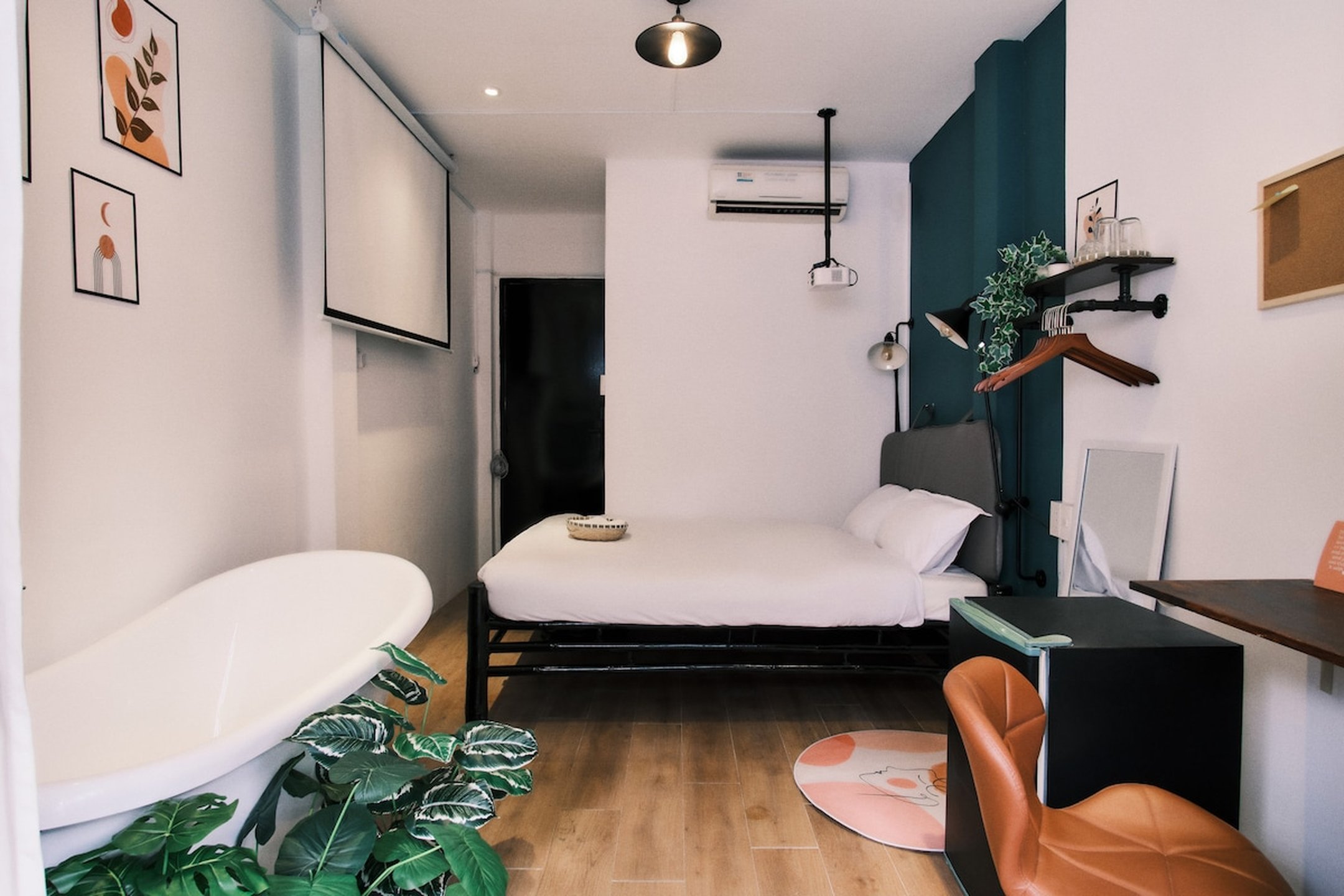 listing_images/d4c5000d-3479-d748-4d89-b68cb522edea.jpeg