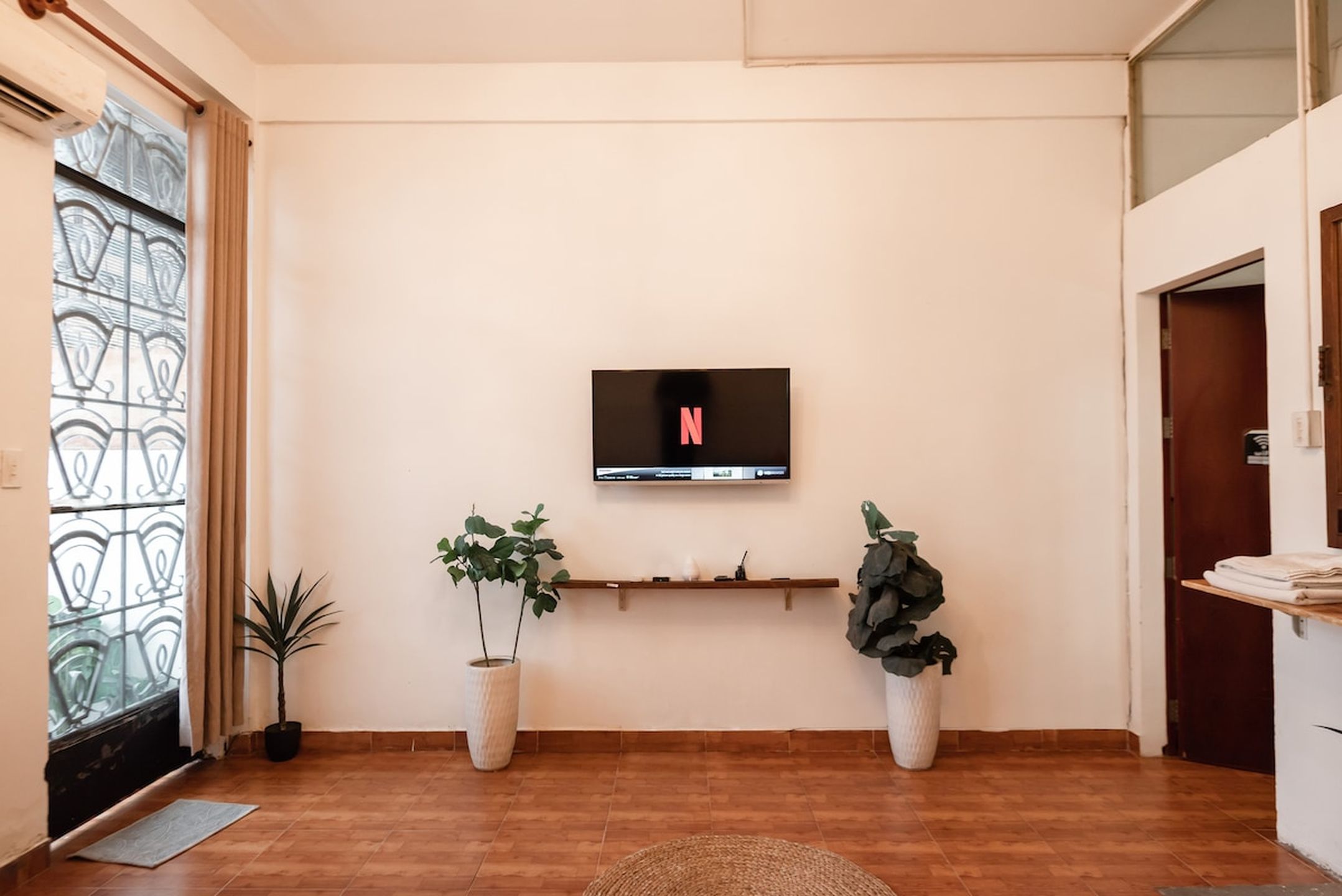 listing_images/e8cd441a-c08e-30b5-e4bb-ea7df877e05a.jpeg