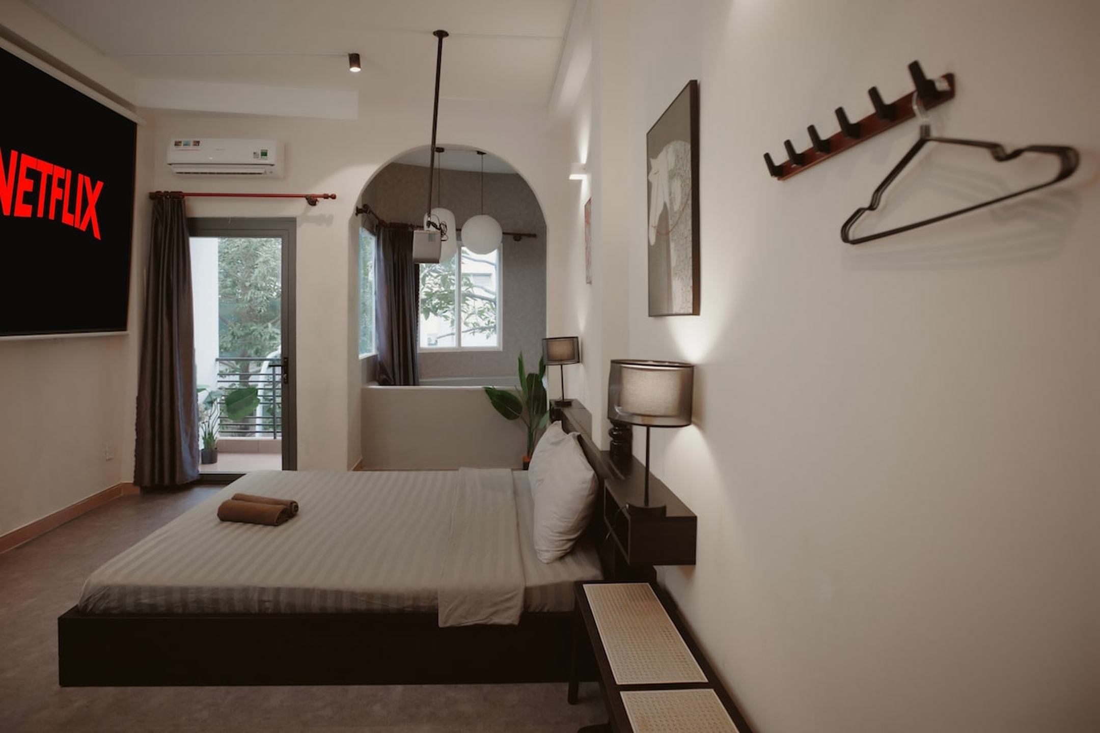 listing_images/fe397e13-1cf5-9f3e-125e-dcd24a9bea47.jpeg